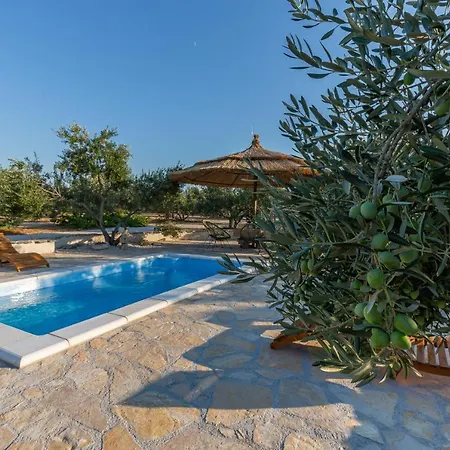Eco Stone House Santa Maria With Pool