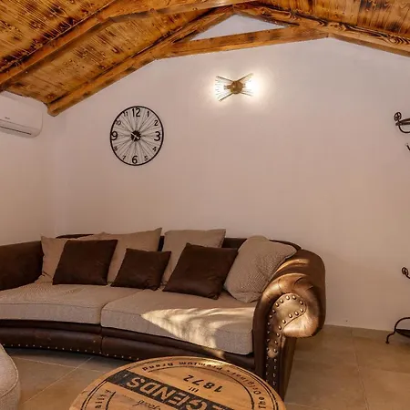 Eco Stone House Santa Maria With Pool Drage