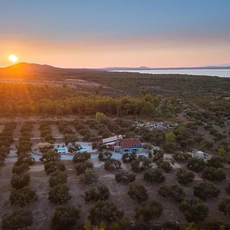 Eco Stone House Santa Maria With Pool Drage