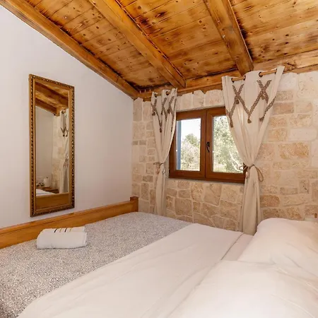 Villa Eco Stone House Santa Maria With Pool Drage