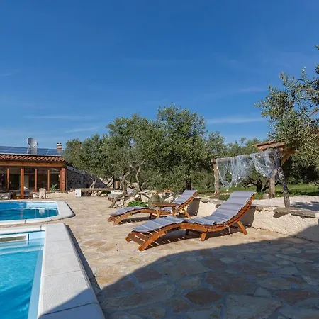 Eco Stone House Santa Maria With Pool *