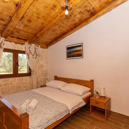 Eco Stone House Santa Maria With Pool Villa Drage